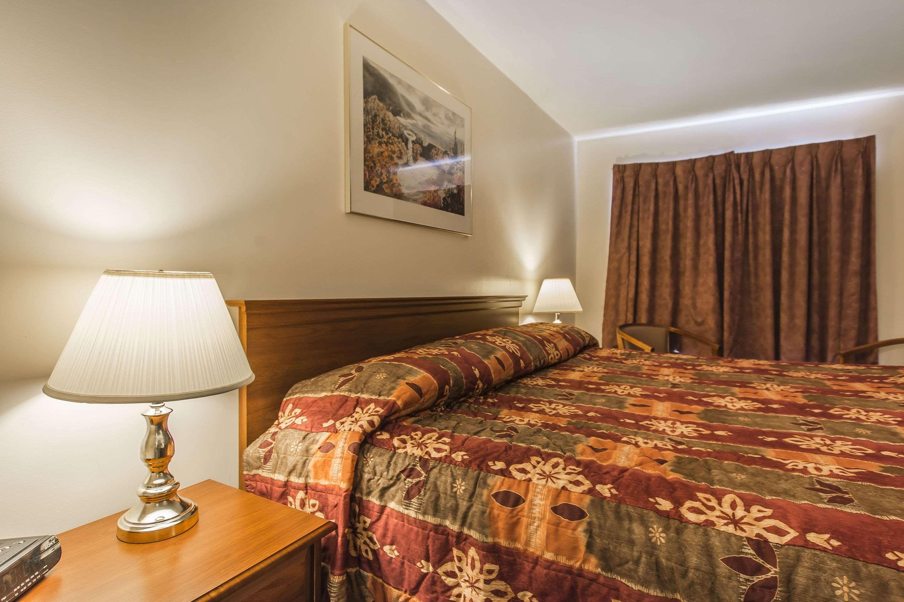 Econo Lodge Inn & Suites Saint John Exteriér fotografie