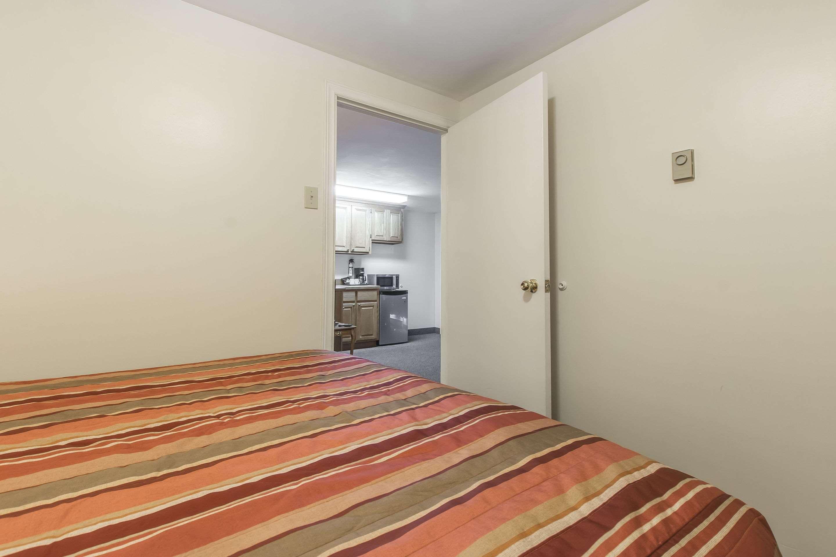 Econo Lodge Inn & Suites Saint John Exteriér fotografie