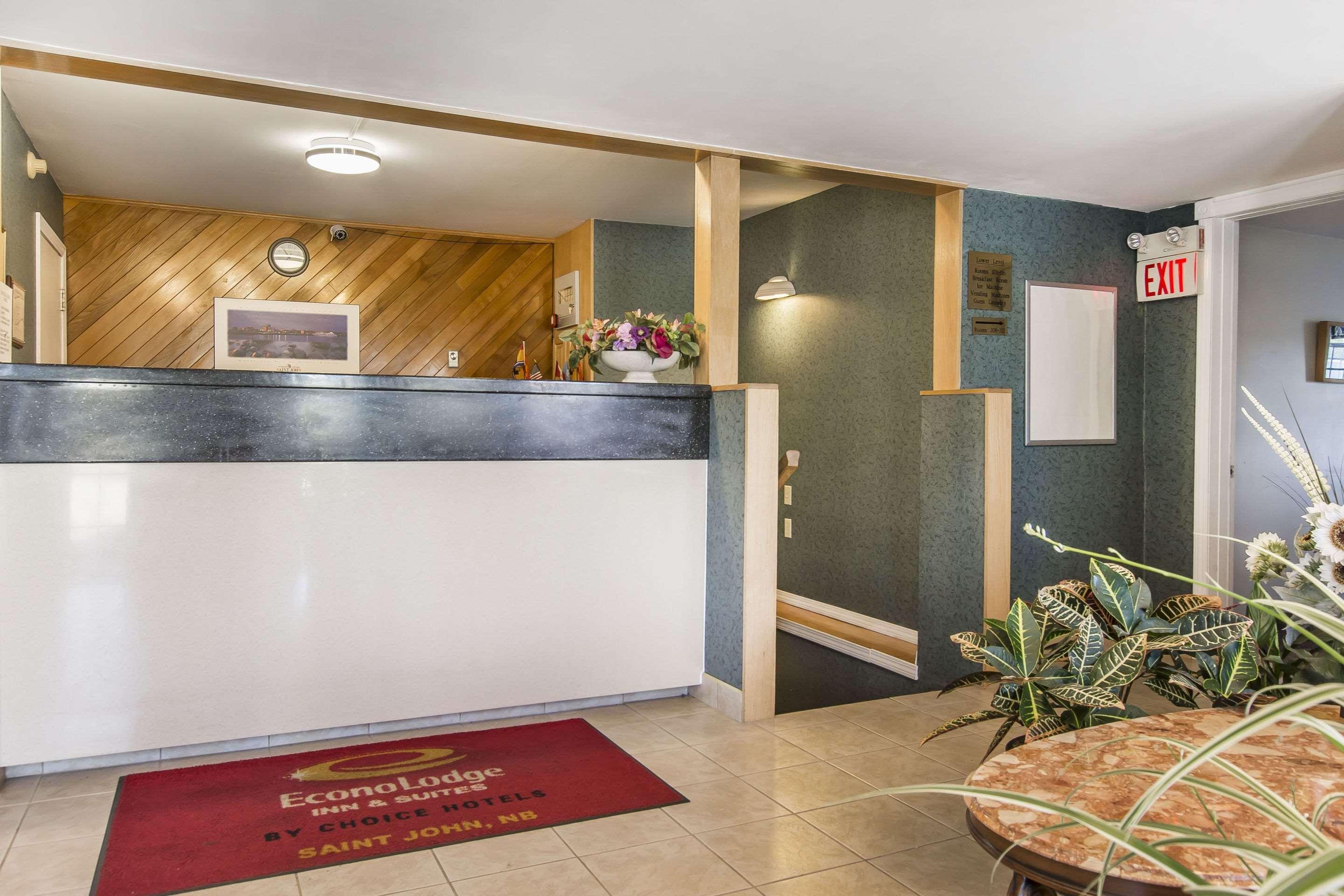 Econo Lodge Inn & Suites Saint John Exteriér fotografie