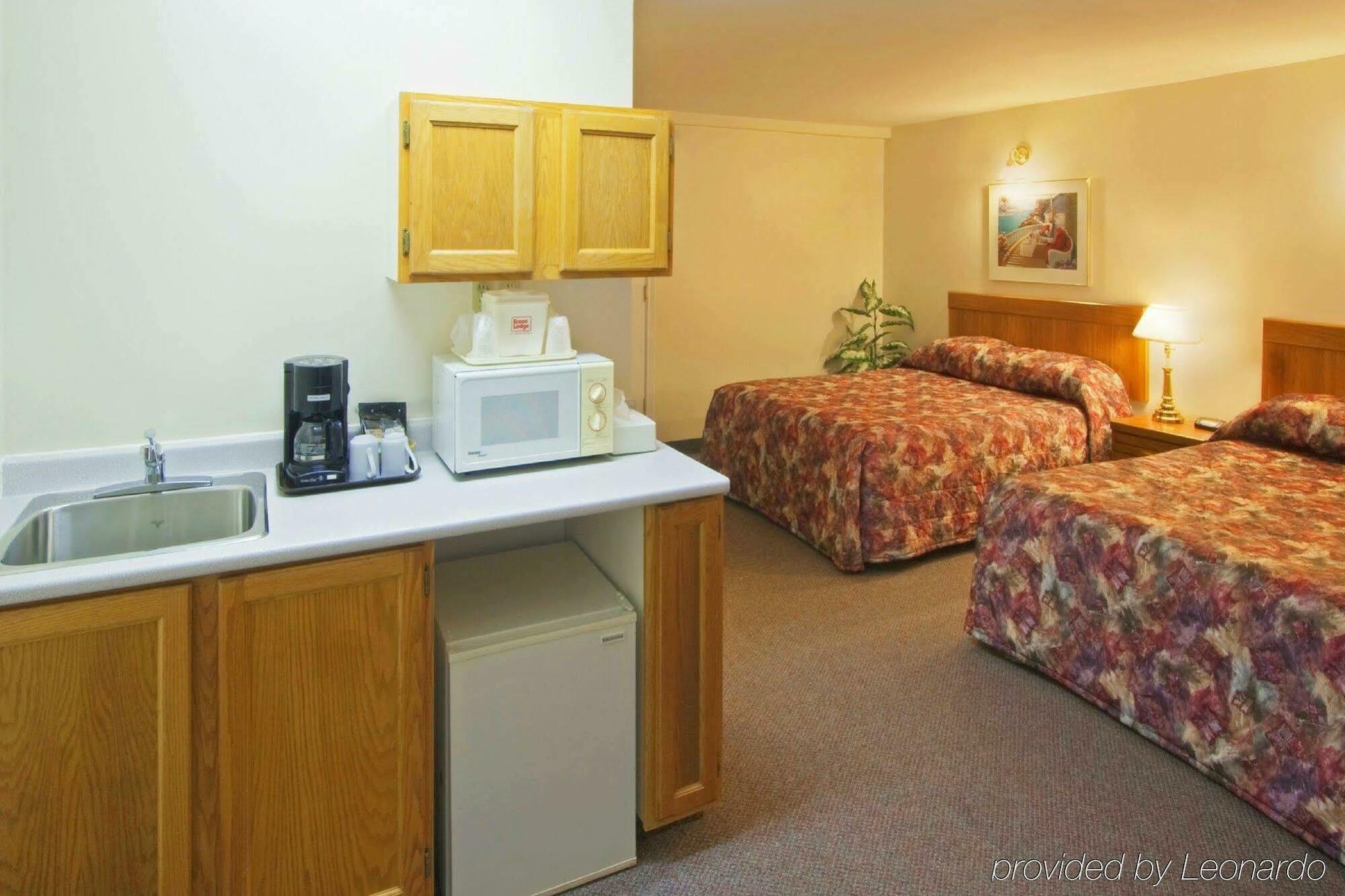 Econo Lodge Inn & Suites Saint John Exteriér fotografie